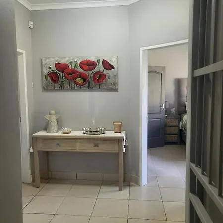 Tranquility Appartement Bloemfontein Buitenkant foto